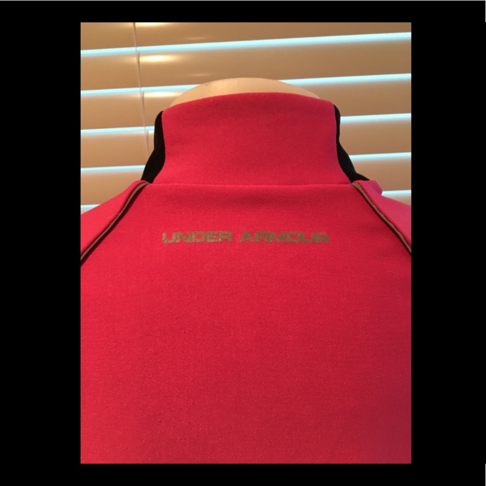 Under Armour Top - Picture 4 of 8